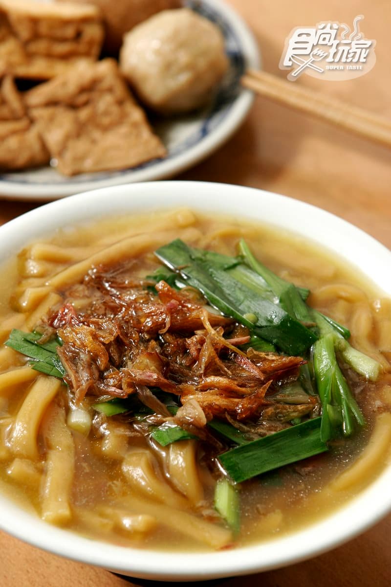 明早就衝去吃！北中南10間超夯台味早餐：煎粿配雙腸、燒餅夾黑輪、大麵羹