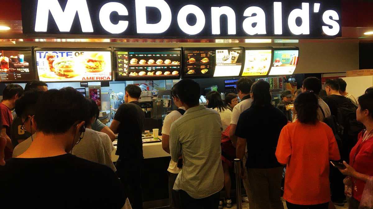 主餐全部買一送一了！麥當勞狂賀小戴奪冠  大麥克賣完主餐單點也給優惠
