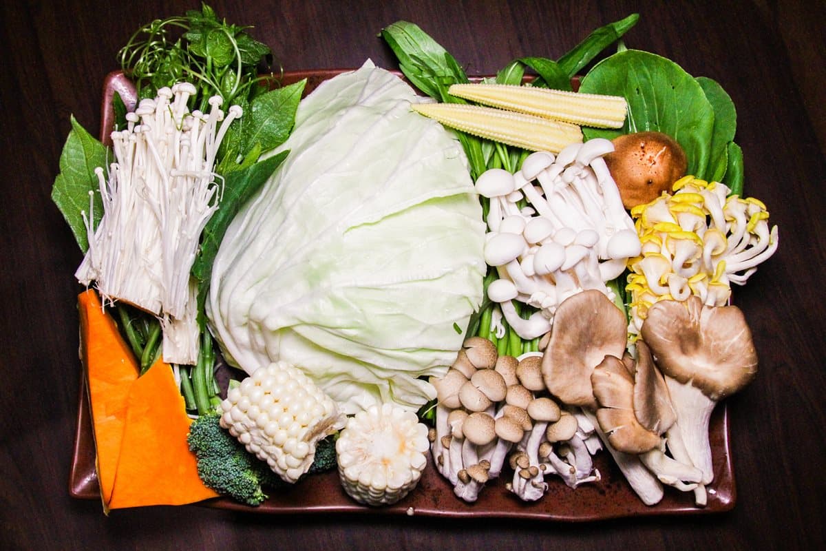 【新開店】南洋濃厚系！全台唯一「沙嗲麻辣鍋」 海鮮拼盤竟有「岩龍蝦、天使紅蝦」