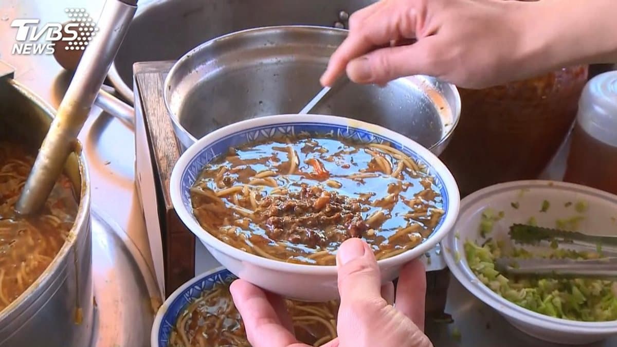 花蓮人這樣點「米粉羹一組加肉」吃過沒？這3家早餐最有哏！