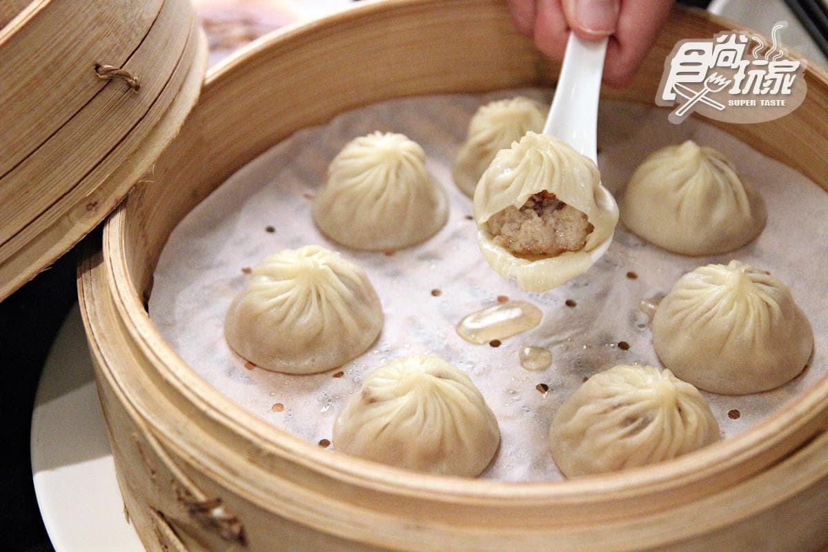 烤鴨一次7吃!廣式掛爐「烤鴨宴」皮脆肉嫩,烤鴨迷非吃不可! 烤鴨一次7吃!廣式掛爐「烤鴨宴」皮脆肉嫩,烤鴨迷非吃不可!