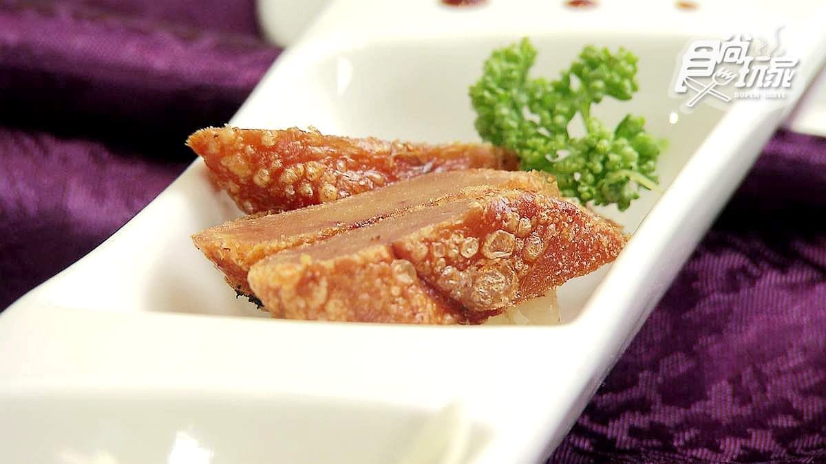 海產夠鮮才敢樣樣清蒸！顆顆肥美的鮮蚵 超甜海紅蝦每天現撈直送
