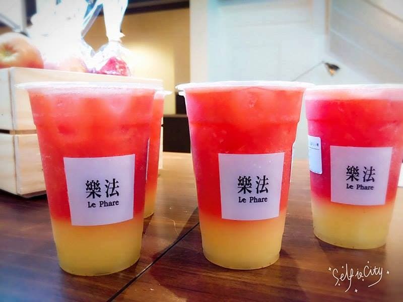 全台10家手搖飲、咖啡優惠總整理，星巴克「買一送一」這樣玩！