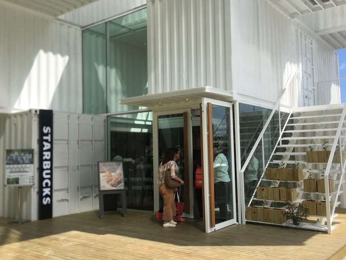 第一天現場直擊！全台首間「貨櫃屋星巴克」花蓮洄瀾門市開幕搶先看！