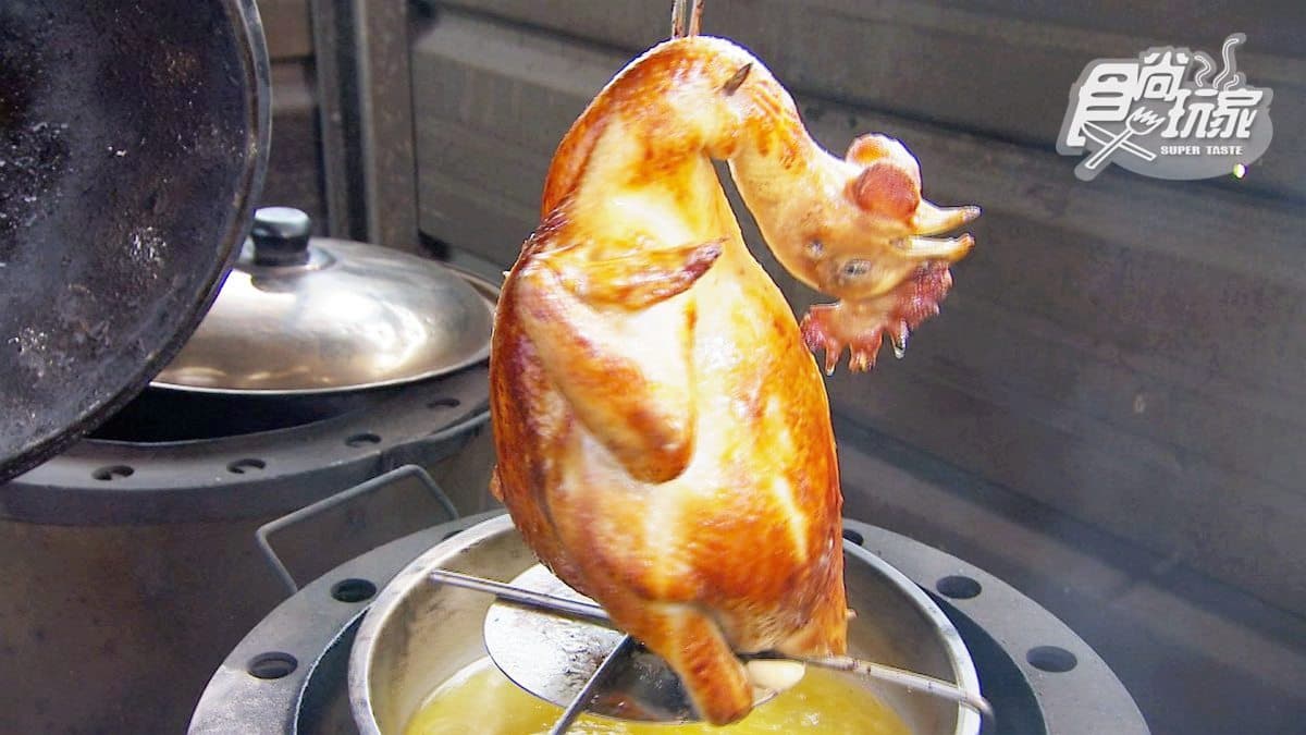 皮脆肉噴汁!超人氣桶仔雞藏在宜蘭私密天然湧泉旁