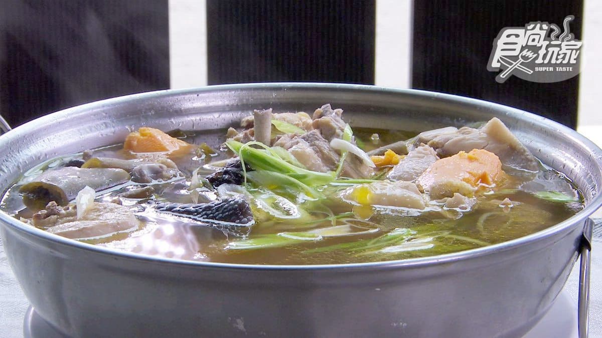 皮脆肉噴汁！超人氣桶仔雞藏在宜蘭私密天然湧泉旁