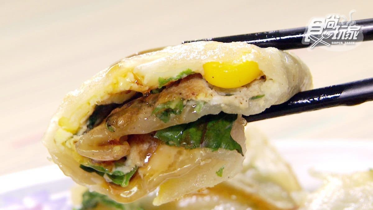 飯糰裡面有整顆「鹹蛋」 蛋餅加了九層塔！高雄老字號飯糰店不來朝聖怎麼行