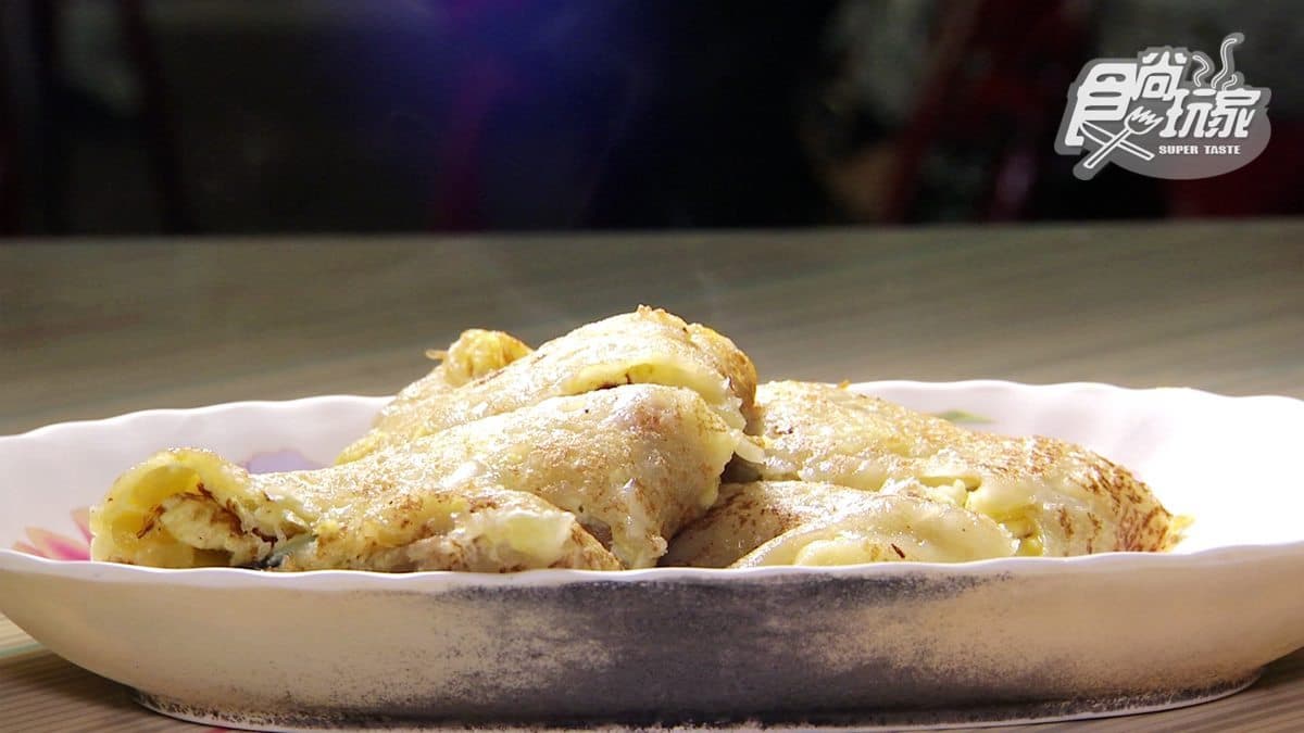 飯糰裡面有整顆「鹹蛋」 蛋餅加了九層塔！高雄老字號飯糰店不來朝聖怎麼行
