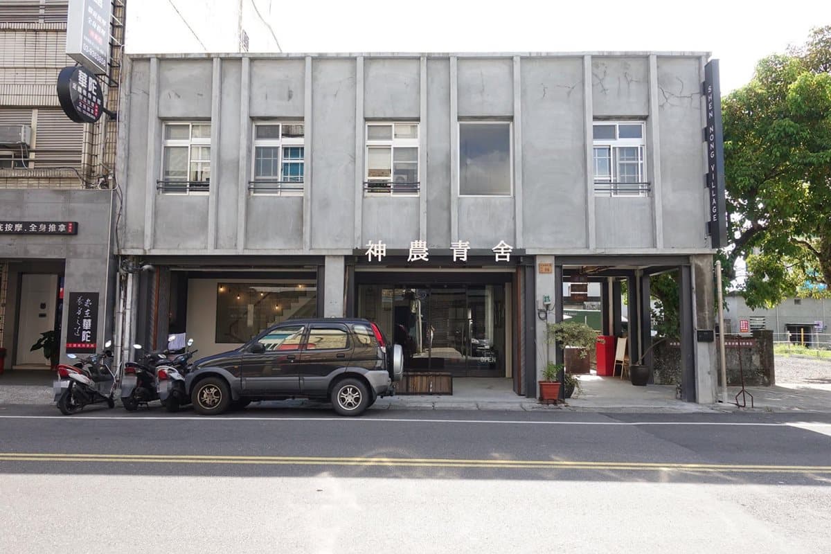 宜蘭新亮點！7連棟老屋變身IG景點 懷舊餐酒館、復古背包客棧都超好拍