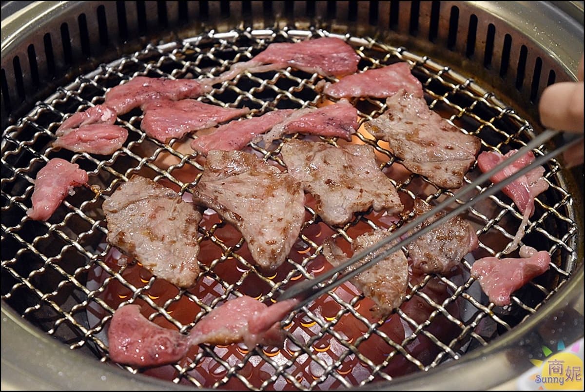 不用再數剩幾片!全台最狂吃到飽 「全和牛宴」存錢吃一次都值得 不用再數剩幾片!全台最狂吃到飽 「全和牛宴」存錢吃一次都值得