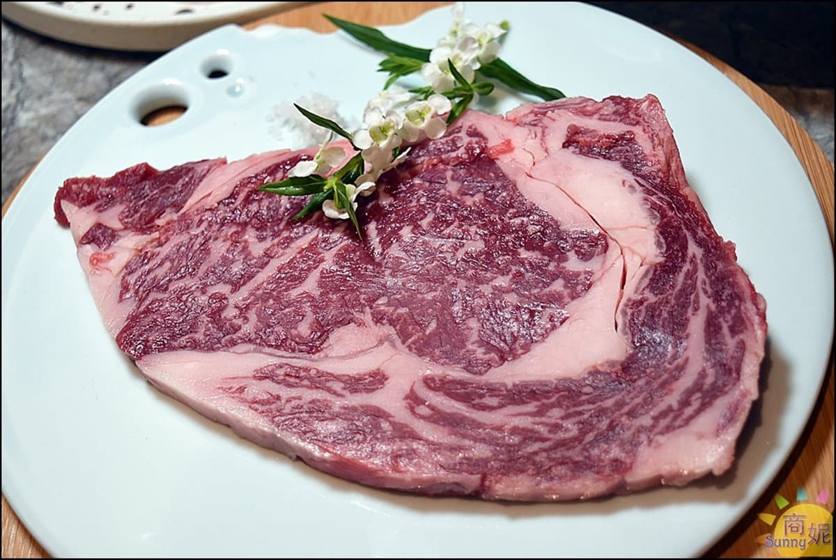 不用再數剩幾片!全台最狂吃到飽 「全和牛宴」存錢吃一次都值得 不用再數剩幾片!全台最狂吃到飽 「全和牛宴」存錢吃一次都值得
