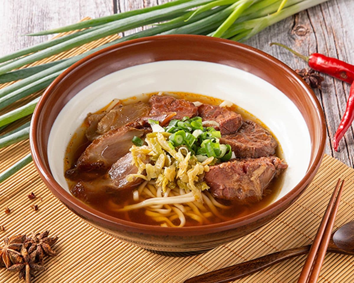 「段純貞牛肉麵」也可以外送！送餐APP新增桃園、新竹，限時免外送費