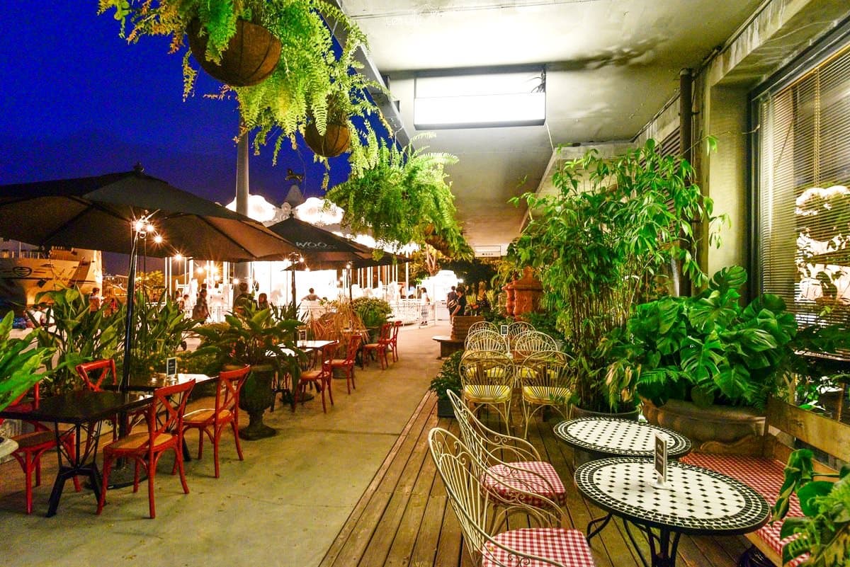 【新開店】這種「森林浴」我可以！高雄「叢林華麗風」美景餐廳   連戶外區都夢幻 