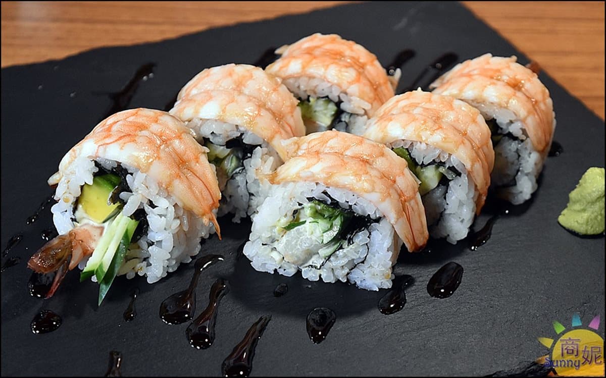 點一串太慢!台中最狂居酒屋 「浮誇串燒盤」霸氣上桌 點一串太慢!台中最狂居酒屋 「浮誇串燒盤」霸氣上桌