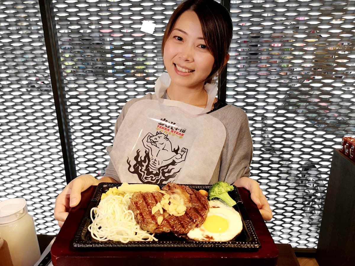 【新開店】「立吞牛排」買1送1！頂級燒肉轉戰「平價牛排」 280元起超划算