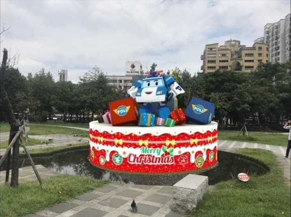 小朋友最愛!韓國「小英雄波力POLI」現身新北耶誕城,晚上還有亮燈秀可看 小朋友最愛!韓國「小英雄波力POLI」現身新北耶誕城,晚上還有亮燈秀可看