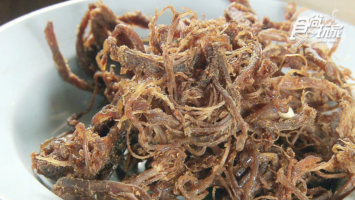 超有哏越共懷舊咖啡店!「防空洞」裡喝優格咖啡配牛肉乾 超有哏越共懷舊咖啡店!「防空洞」裡喝優格咖啡配牛肉乾