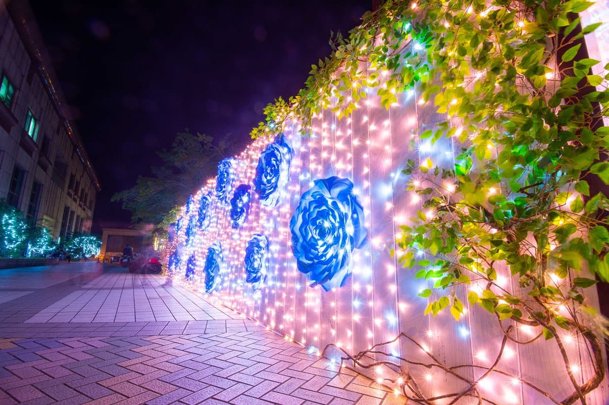 一篇秒懂「新北耶誕城」55必玩亮點！4大燈區+週邊宵夜+甜點+小吃