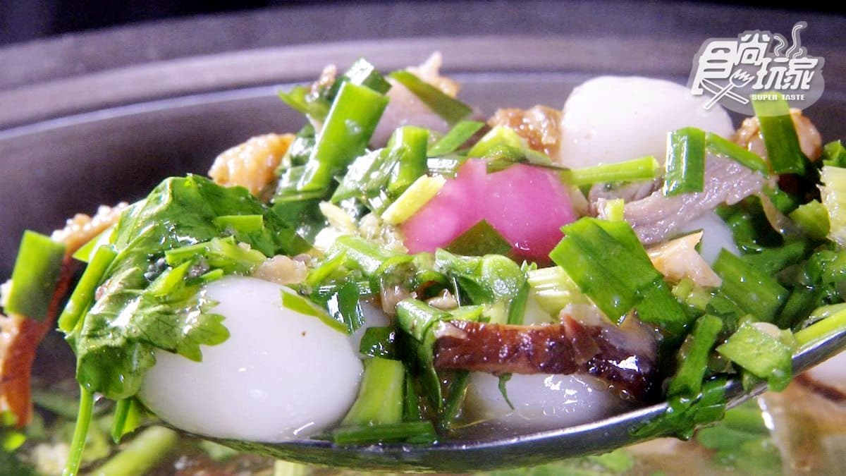 邊看電影邊吃創意客家菜！春捲皮包「客家小炒」，「梅干扣肉」變漢堡