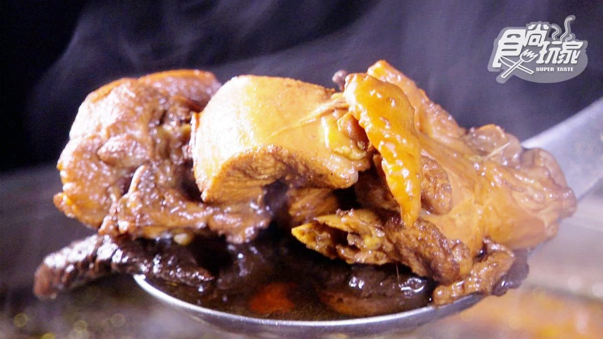 邊看電影邊吃創意客家菜！春捲皮包「客家小炒」，「梅干扣肉」變漢堡