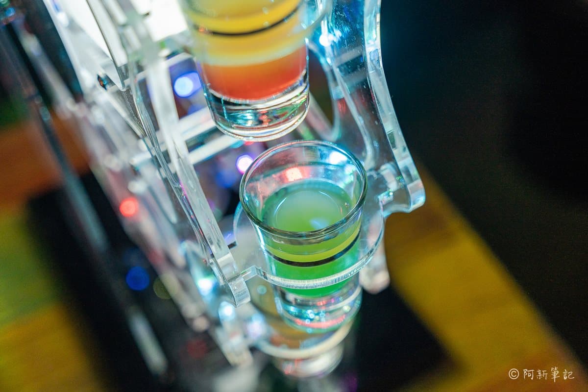 「愛情摩天輪」這裡有！超狂「七彩摩天輪調酒」  壽星免費喝