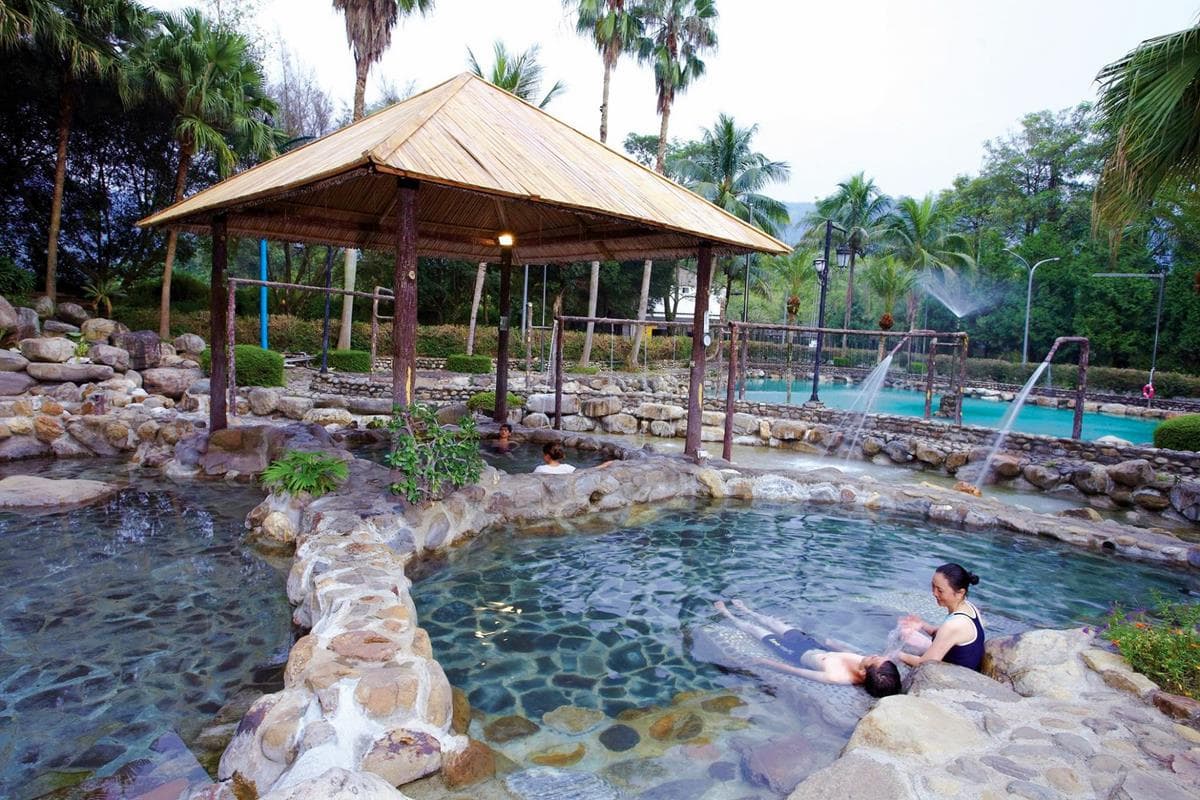現省450元！泡溫泉+天空步道「泰雅渡假村」當日限時入園免門票！