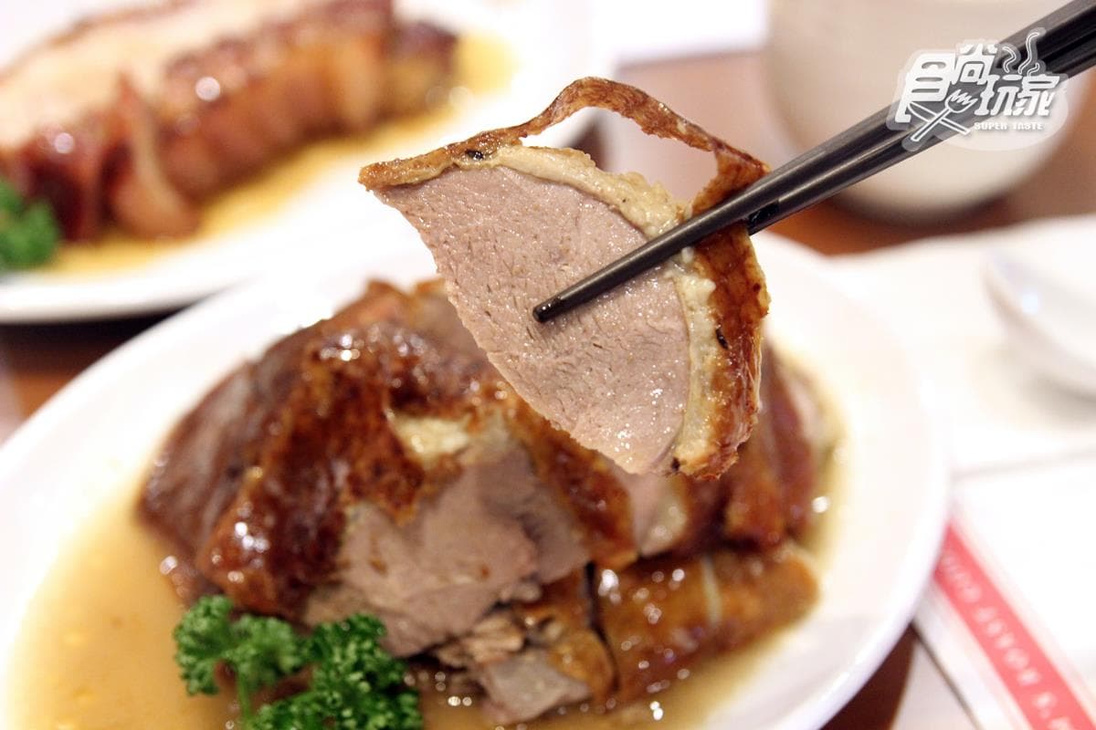 【新開店】香港必吃美食！燒鵝名店「甘牌燒味」登台，海外首店開在這！