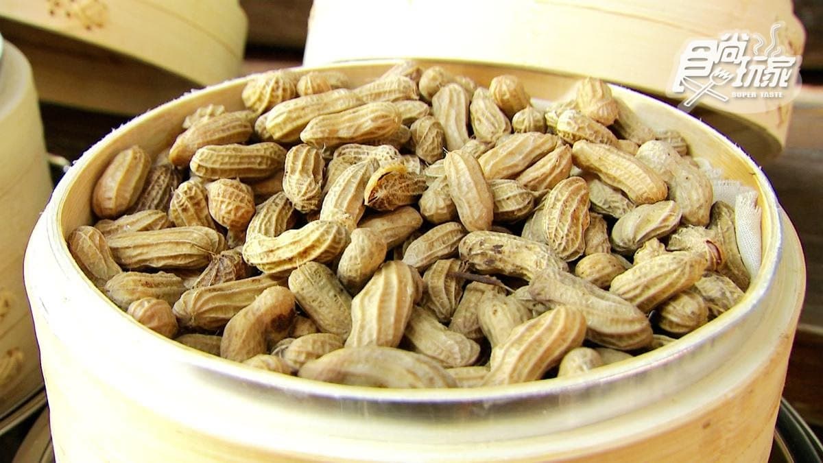 山中這超美「古堡」藏美食！必點超嫩菲力牛排、脆皮德國豬腳
