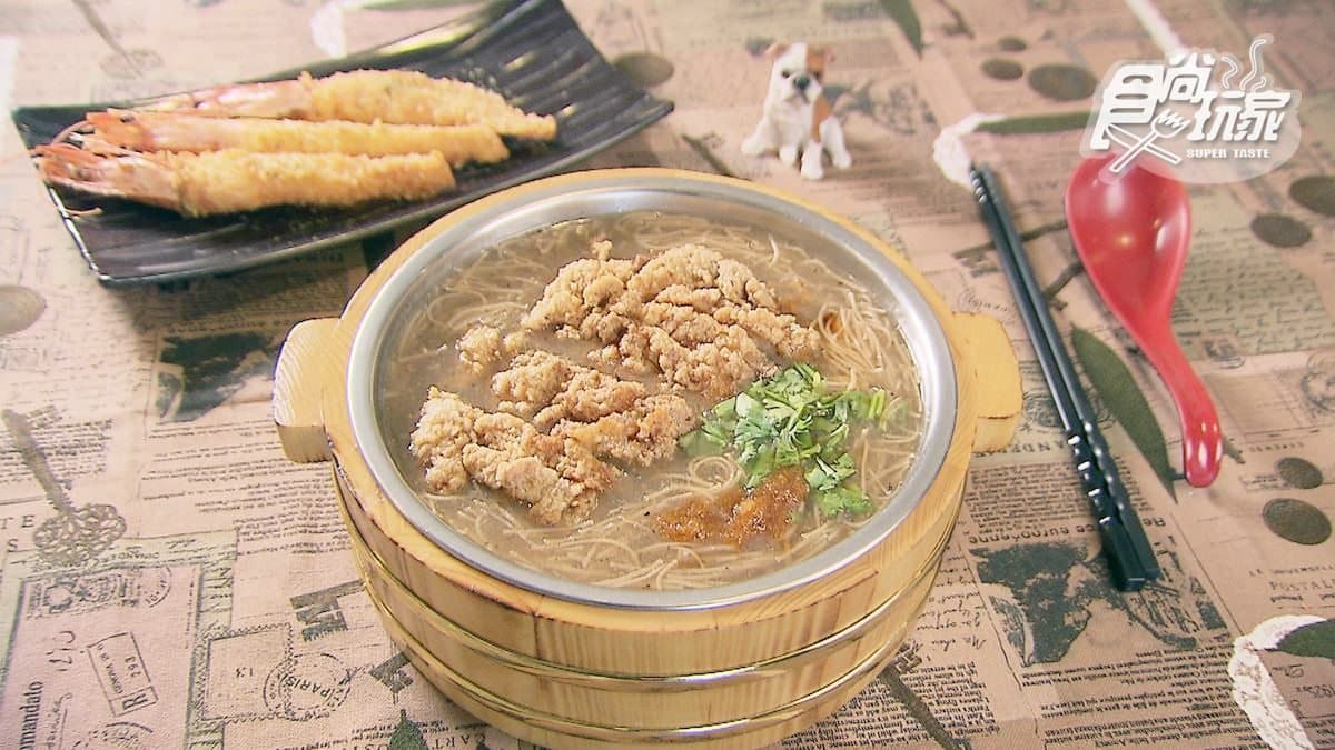 中部版丹丹漢堡！超人氣早午餐必點「霸王別雞麵線」，加70元有3隻炸大蝦