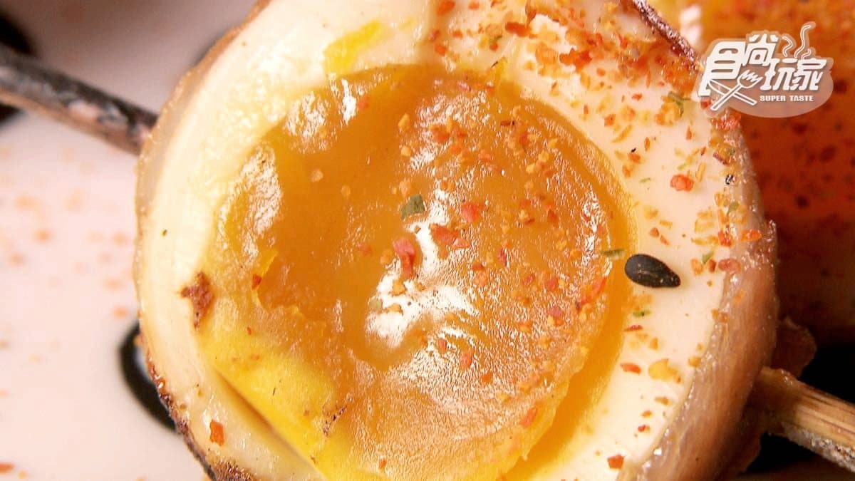 台中最厲害串燒店！「雞腿排」國宴等級，「風流小卷」想吃要靠運氣
