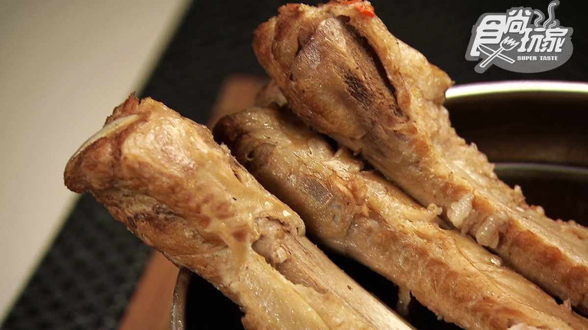 高CP值！滿滿一碗藥燉排骨只要70元，獨家芋泥炒手大好評
