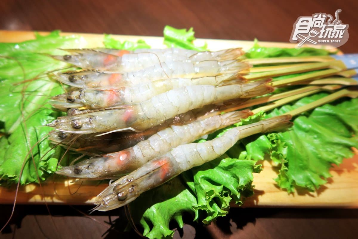 串起來更方便！「麻辣串串燒鍋」不用怕手殘　夾娃娃機還可抽「半價」