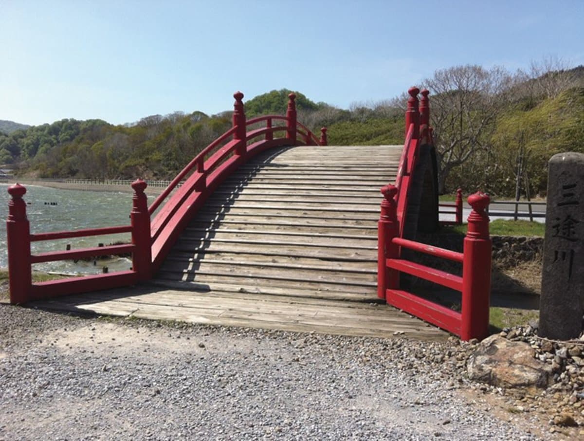 到「靈異景點」泡溫泉你敢嗎？這處名湯「膽小鬼勿入」