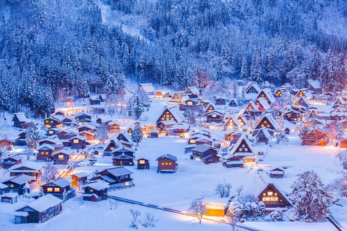 天天飛17米大雪牆「立山黑部」！長榮航空增班，還可順遊絕美「合掌村」