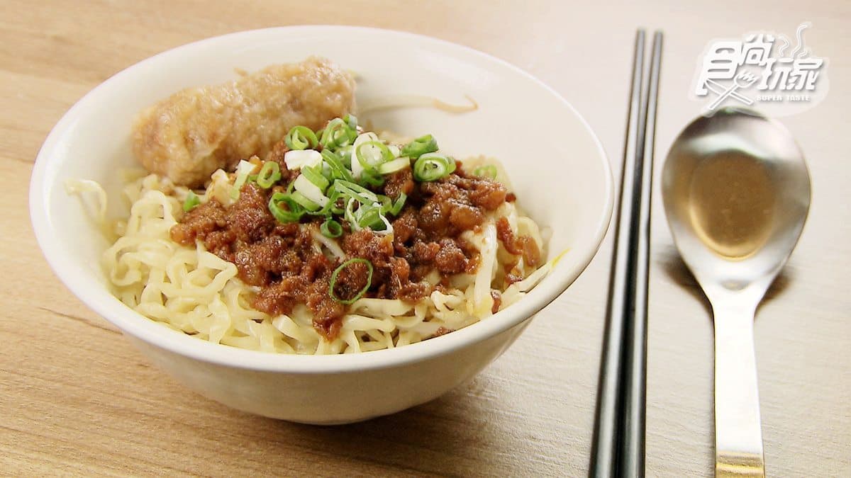 藏在老市場的得獎肉燥飯！黃金比例加獨家配方，又香又唰嘴