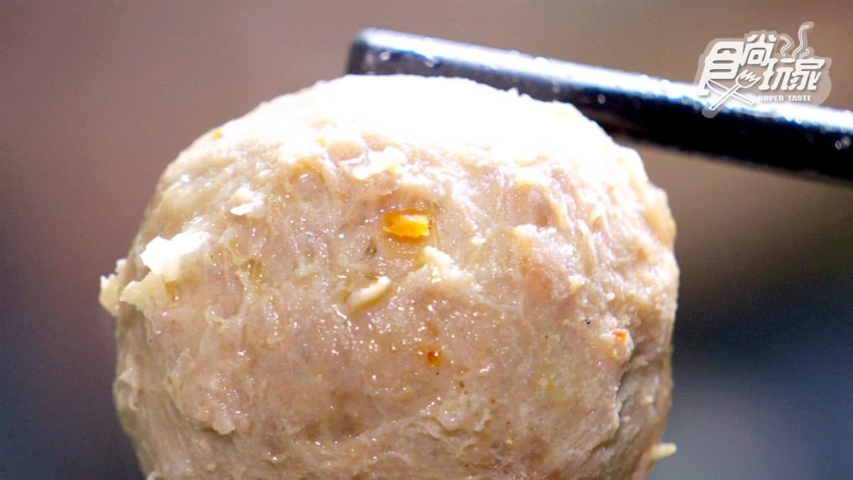 超厲害汕頭火鍋！可「客製化」肉片，連日本和牛也吃得到