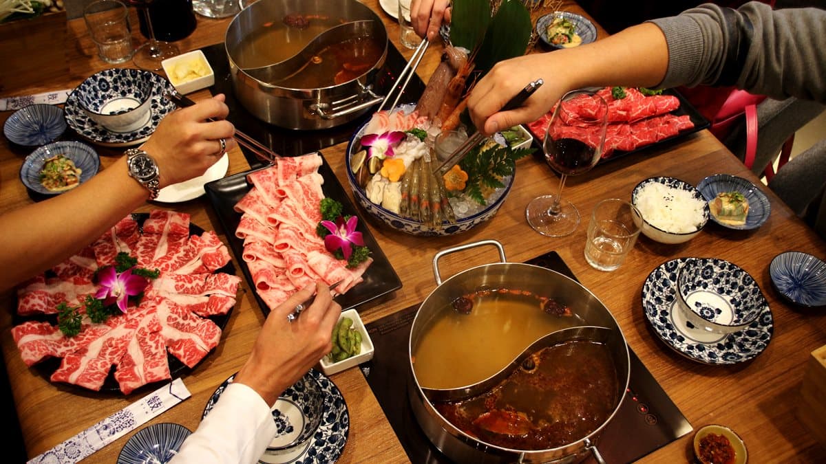 【新開店】吃鍋抽機票、裘莉包!高CP超澎湃海陸涮涮鍋,開店大放送