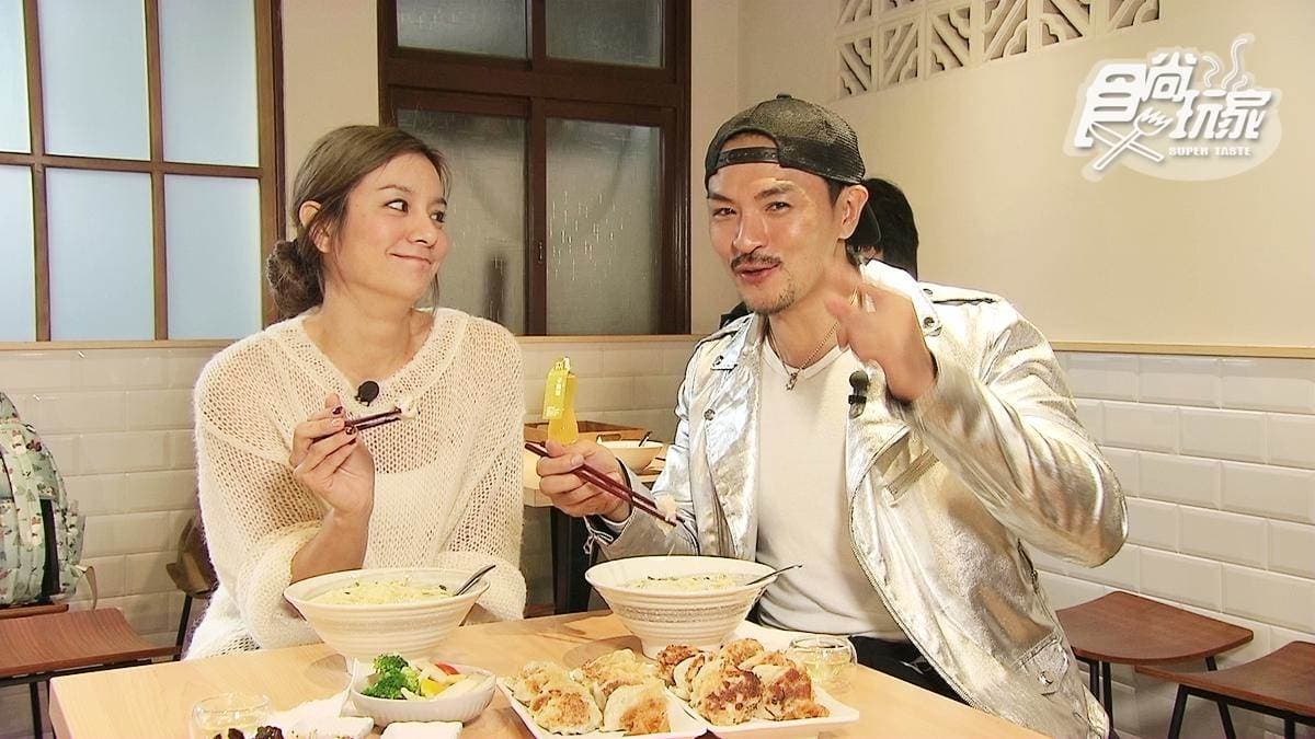 台南60年不敗「浮水魚羹」!魚羹包藏大塊虱目魚,配私房煎餃才內行 台南60年不敗「浮水魚羹」!魚羹包藏大塊虱目魚,配私房煎餃才內行