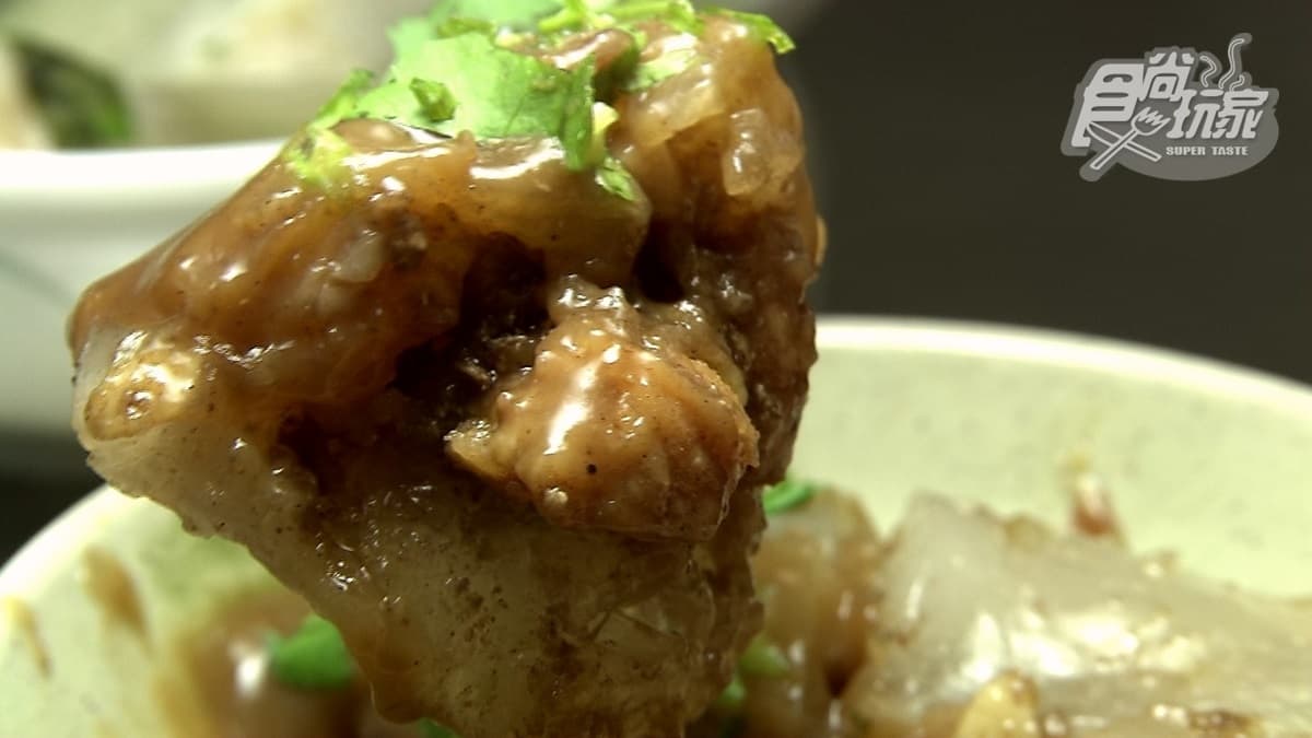 崙背在地人才知！肉圓一口3種滋味，加神祕醬料「詔安客」超唰嘴