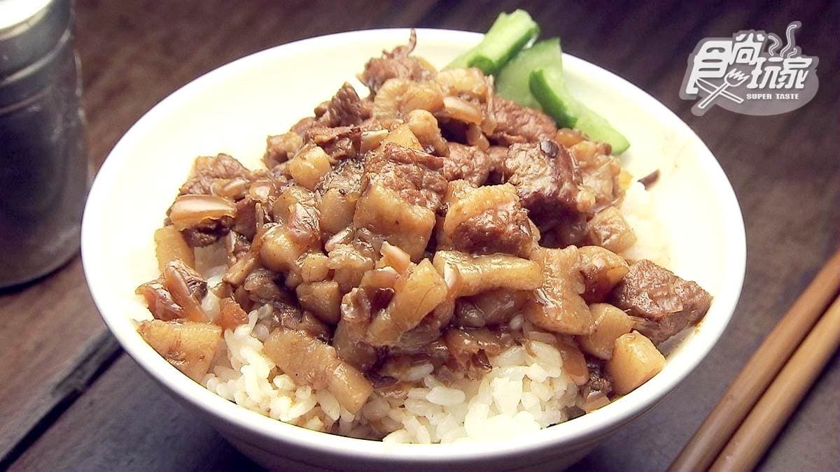 嘉義人最愛古早味！獨家「去皮滷肉飯」清爽不油膩，「菜尾湯」超多料