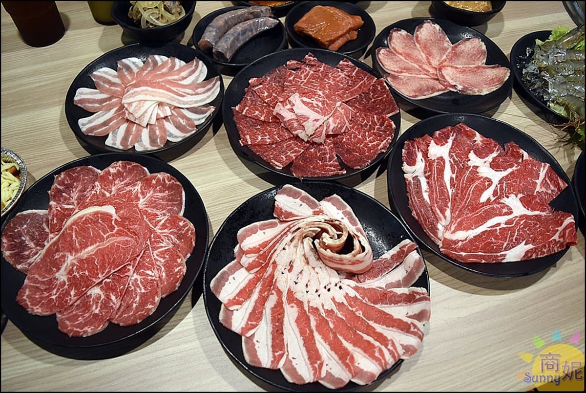 肉肉點滿滿！433日式燒肉烤到爽   超過60種食材還有專人代烤