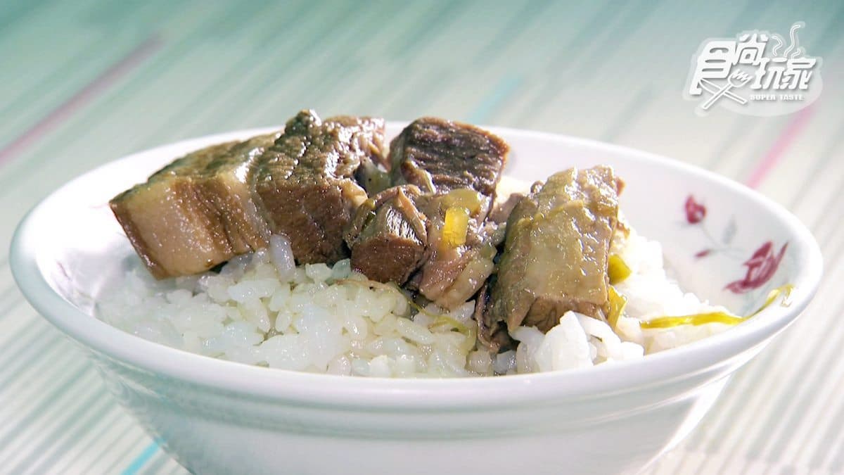 老高雄人最愛早午餐！這家滷肉飯吃了會想念，價格還超佛心