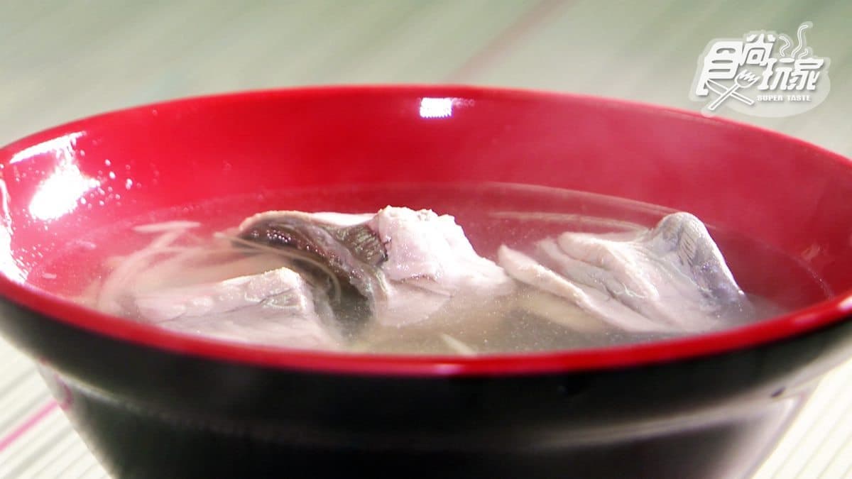 老高雄人最愛早午餐！這家滷肉飯吃了會想念，價格還超佛心