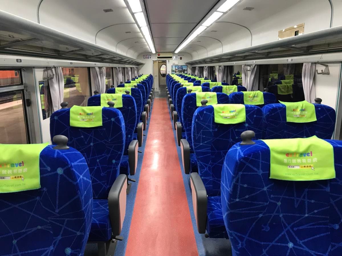 環島最新玩法!升級版「環島之星列車」3排一列旋轉座椅、卡拉OK室 環島最新玩法!升級版「環島之星列車」3排一列旋轉座椅、卡拉OK室