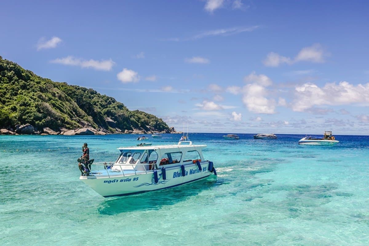 清澈就像浮在空中！泰國「小馬爾地夫」　每年只開放7個月登島