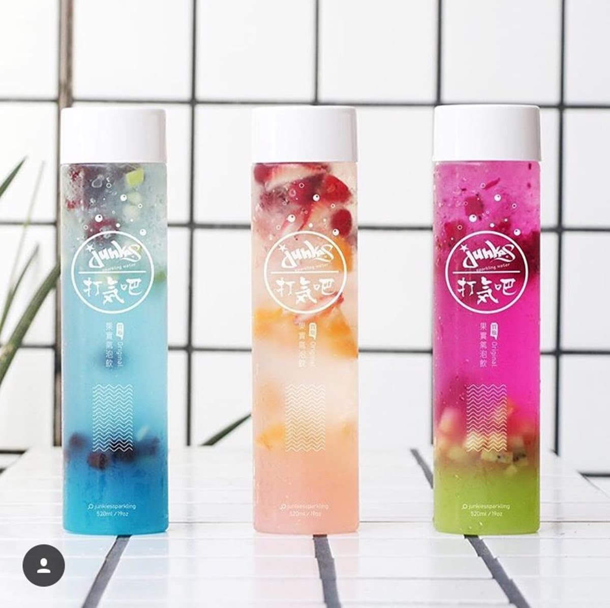 桃園「粉紅獨角獸市集」好好拍！網美最愛「彩色起司雞蛋仔」