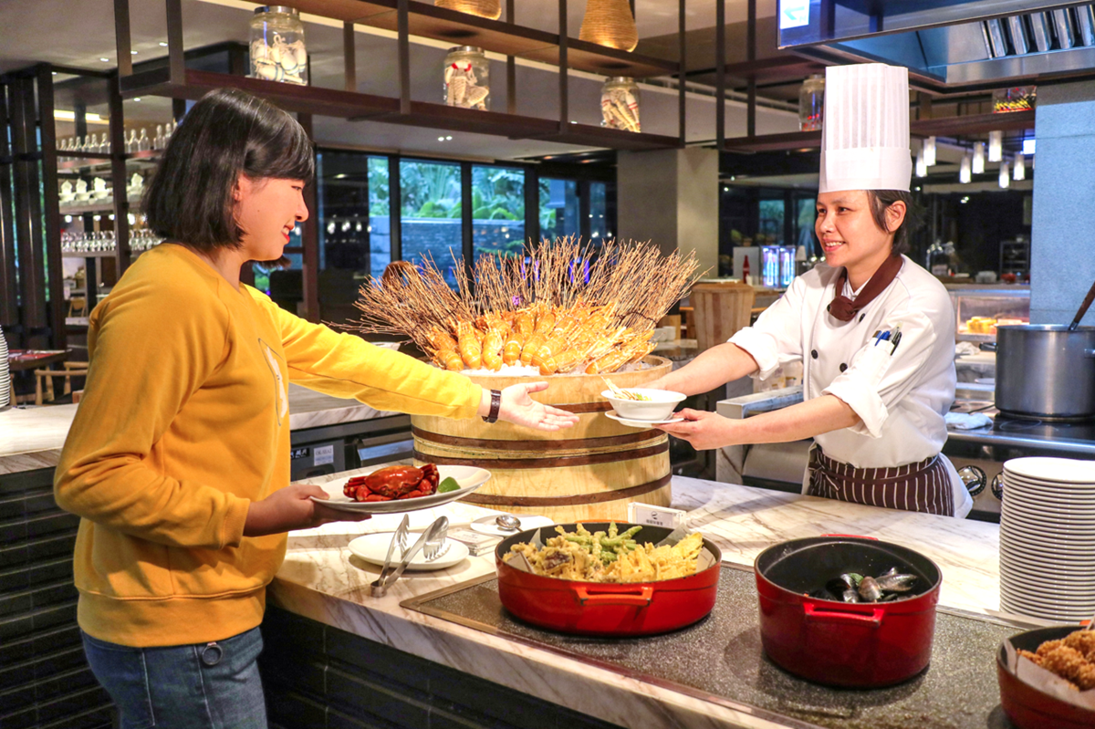 615元龍蝦無限吃!飯店Buffet「龍蝦吃到飽」超狂婦女節優惠 615元龍蝦無限吃!飯店Buffet「龍蝦吃到飽」超狂婦女節優惠