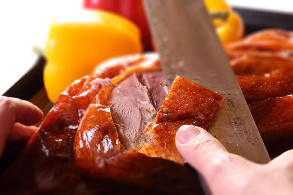 烤鴨迷揪團！廣式掛爐「一鴨6吃」每人500有找，沒預訂吃不到