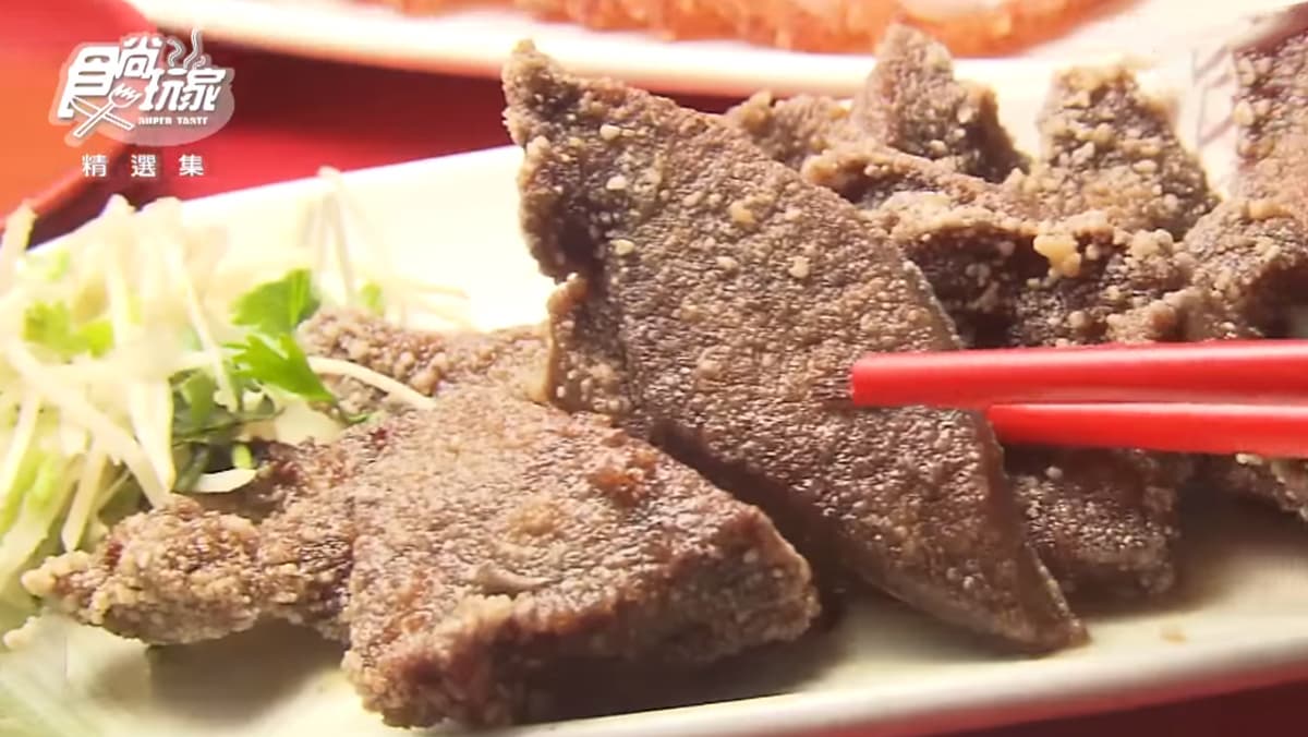 老台北人才知！延三夜市50年肉粥，配紅燒肉、炸豬肝超過癮