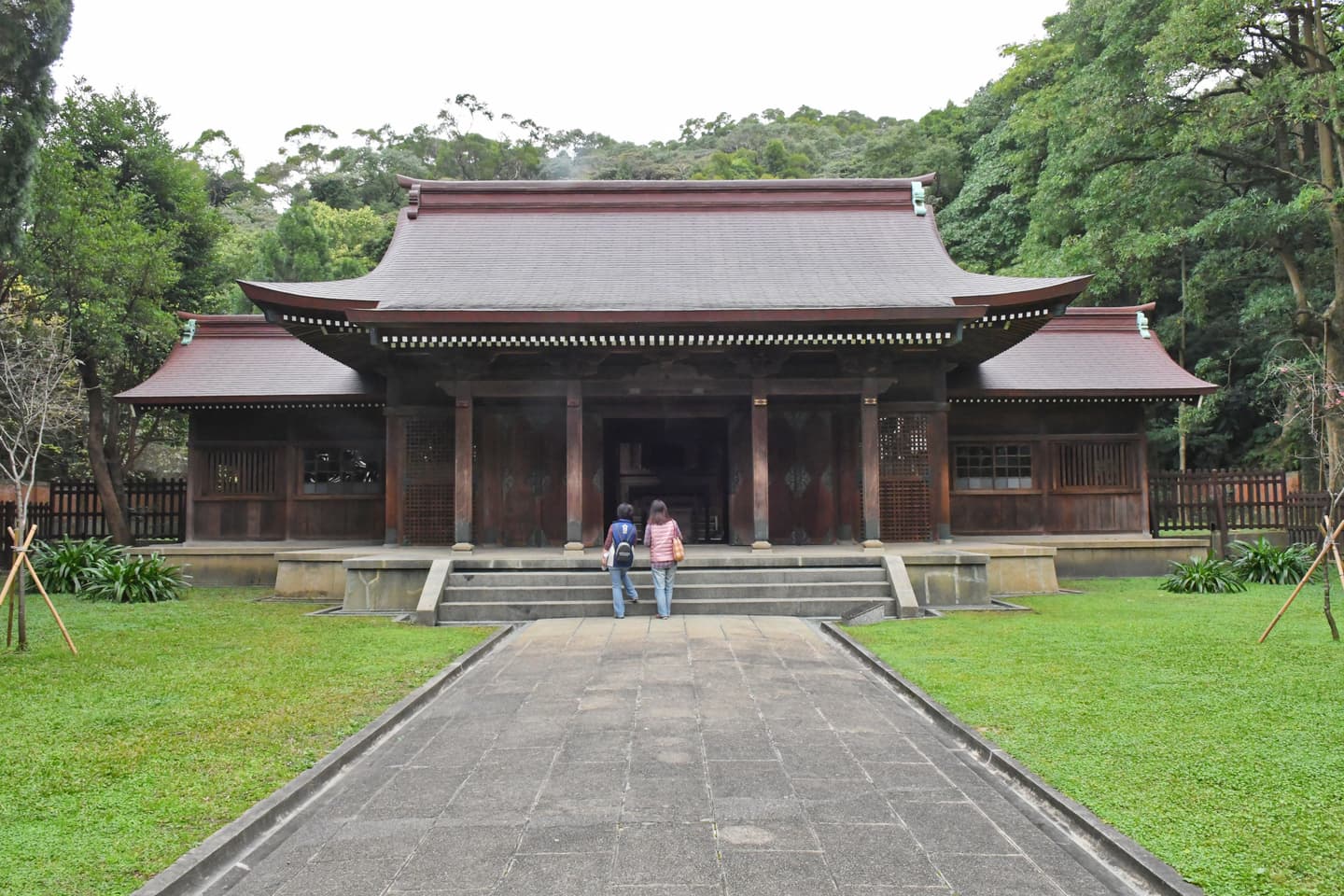 不說你不知!全台最有哏神社這3間:雙十鳥居、許願不倒翁、水泥祭器庫 不說你不知!全台最有哏神社這3間:雙十鳥居、許願不倒翁、水泥祭器庫